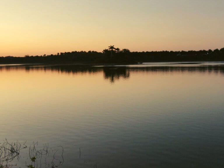 Sonnenaufgang am See