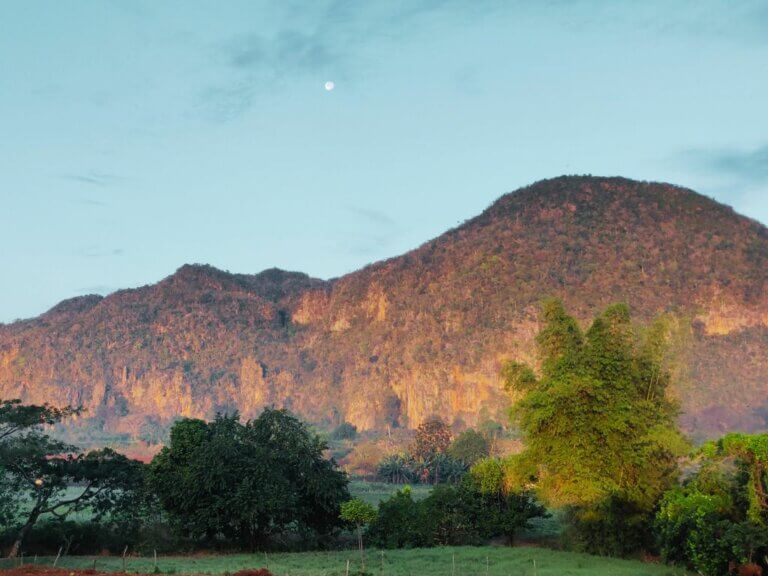 Sonnenaufgang im Viñalestal