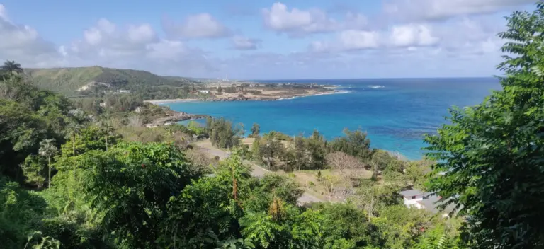 Blick von der Kletterwand in Playa Jibacoa