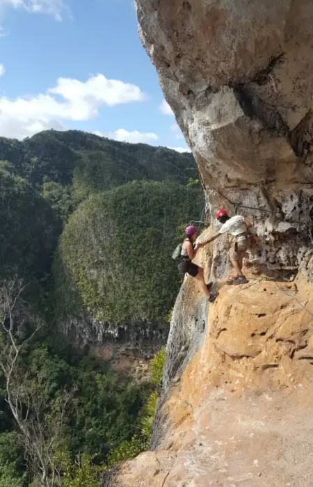 Klettern am Multipitch Cueva de Cimarrones